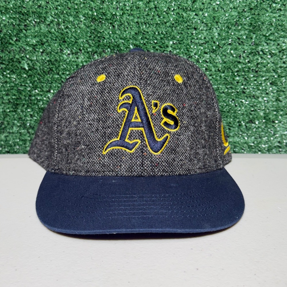 Oakland Athletics Snapback Hat Grey Tweed Navy Blue Cal Bears MLB Cap One Size